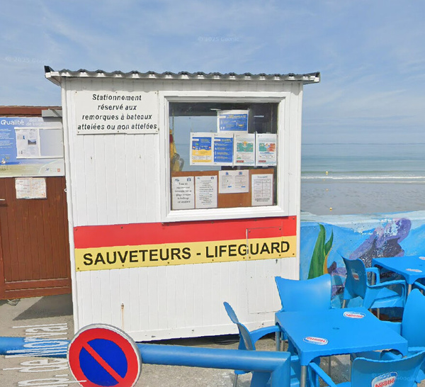 Seine-Maritime : une adolescente et ses deux frères secourus en mer à Berneval-le-Grand