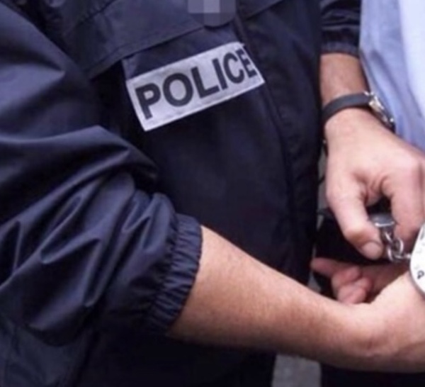 Cléon : un jeune homme interpellé après un refus d’obtempérer sur un scooter volé