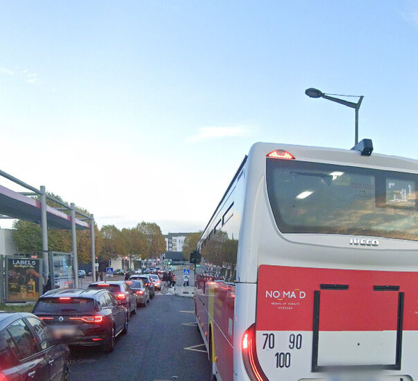 Rouen : il frappe un passager d'un bus pour venger sa belle-soeur, victime d'une « main aux fesses »