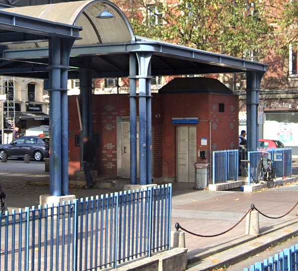 A Rouen, deux hommes agressés dans les toilettes de la place Saint-Marc : six interpellations