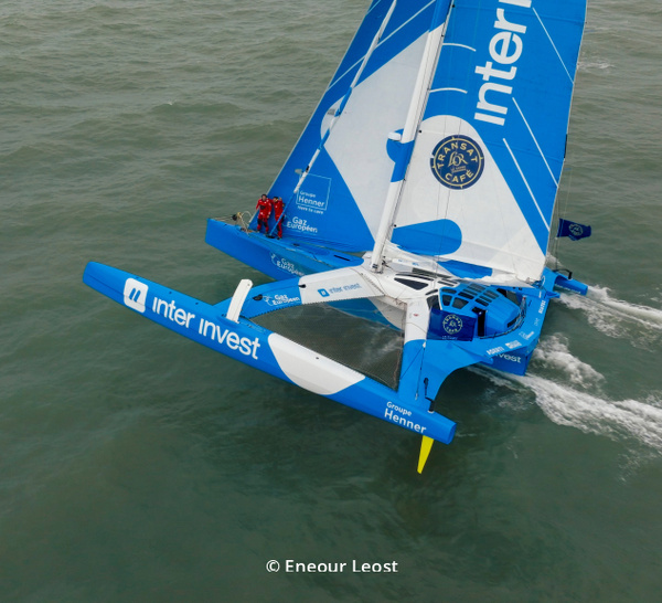 Transat Café l’Or. Deux chavirages de trimarans Ocean Fifty cette nuit 
