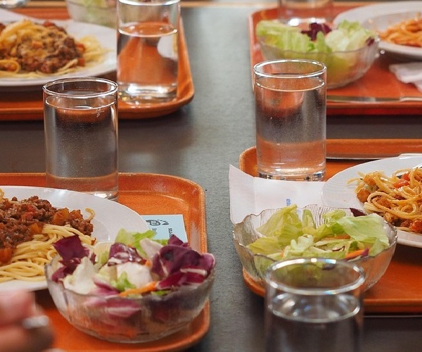 Intoxication alimentaire : une centaine d'enfants pris en charge dans plusieurs écoles de l’Eure