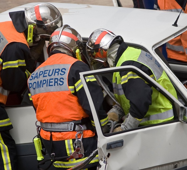 Quatre blessés dans une collision entre deux voitures au Petit-Quevilly, près de Rouen 