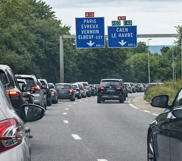 Noël et vacances scolaires : une circulation sous tension sur les grands axes