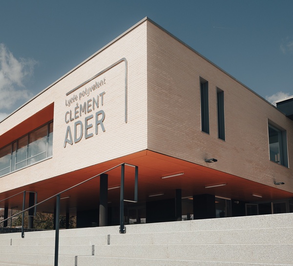 Bernay : le lycée Clément Ader inaugure son nouveau visage après une restructuration à 50 millions d’euros