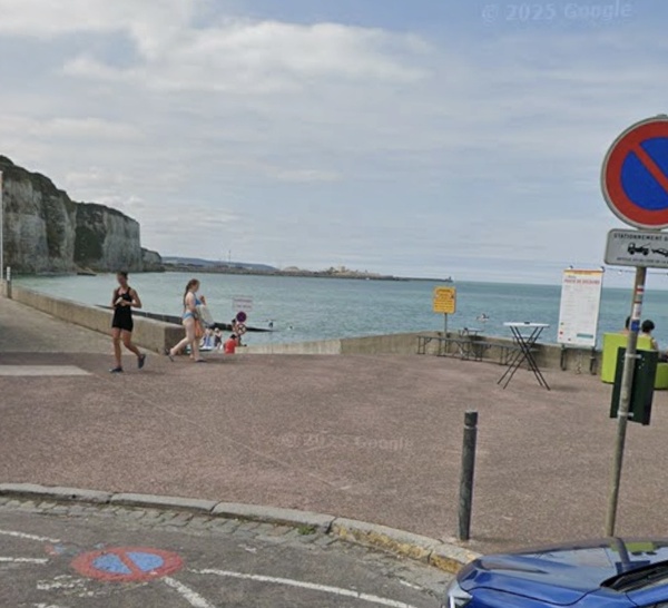 Dieppe : un homme  secouru en mer au large de la plage du Puys succombe après un arrêt  cardiorespiratoire 