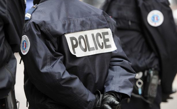 Rebellion aux Mureaux : les policiers font usage d'une grenade lacrymogène