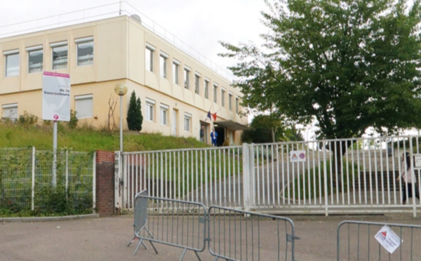Mantes-la-Ville (Yvelines) : un élève  s'en prend au personnel du collège après le vol de son téléphone 