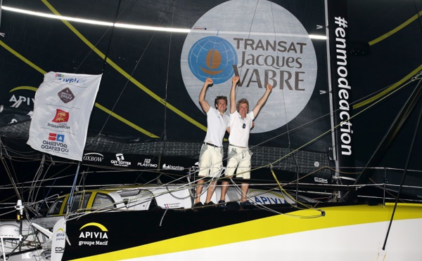Charlie Dalin et Yann Eliès vainqueurs de la Transat Jacques Vabre avec l'Imoca Apivia