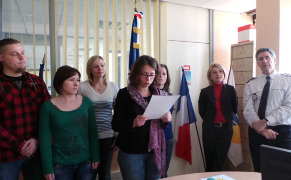 Vingt-quatre postiers stagiaires prêtent serment à l'hôtel de police de Rouen