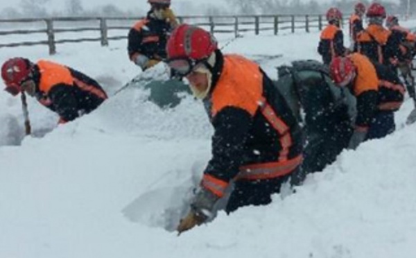 Plus de 2 300 sapeurs-pompiers et sapeurs-sauveteurs de la Sécurité civile sur le front de la neige
