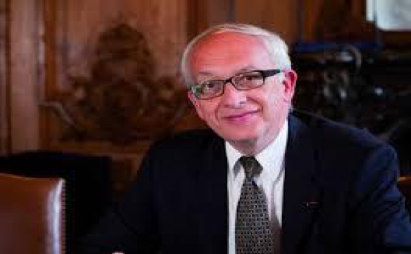 Football : Yvon Robert, maire de Rouen, regrette le maintien de la pénalité infligée au FCR