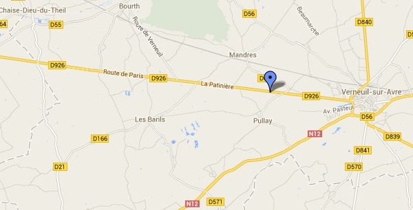 La voiture s'écrase contre un arbre : deux morts au Pullay, dans l'Eure