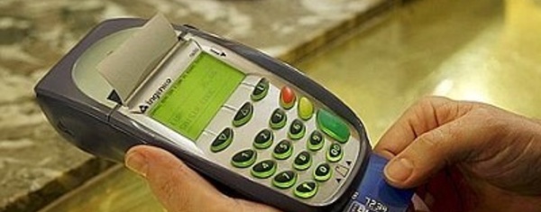 Deux faussaires à la carte bancaire placés en détention en attendant leur procès à Rouen