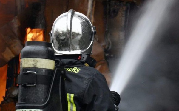 Plusieurs cuves de fuel en feu à Houilles : 150 personnes évacuées cet après-midi