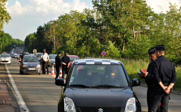 Contrôles routiers renforcés dans les Yvelines : 47 infractions constatées, deux gardes à vue