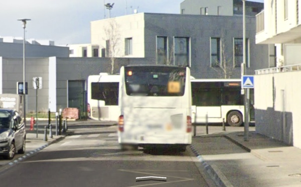 C’est le deuxième bus visé par des jets de projectiles en moins de 48 heures rue de la Senette dans la ZAC de la Noé - illustration 