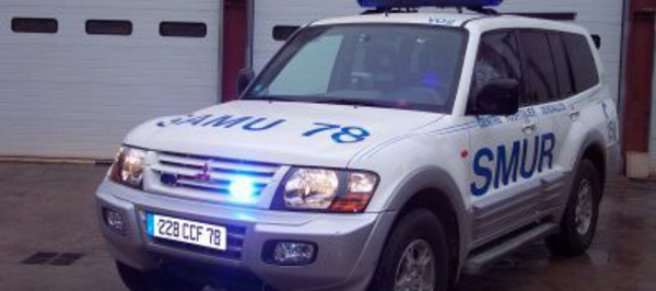 Yvelines : un couvreur grièvement blessé après une chute de 6 mètres 