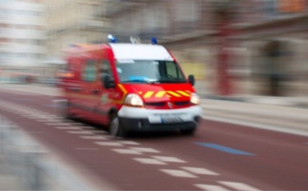 Yvelines : quatre blessés dans un accident avec une ambulance des  pompiers à Chambourcy