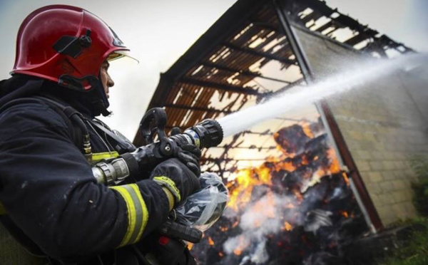 Yvelines : un hangar agricole contenant de la paille détruit dans un incendie 