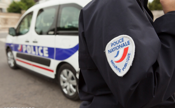 Deux cambrioleurs et un couple qui faisait le guet arrêtés au Mesnil-Saint-Denis (Yvelines)