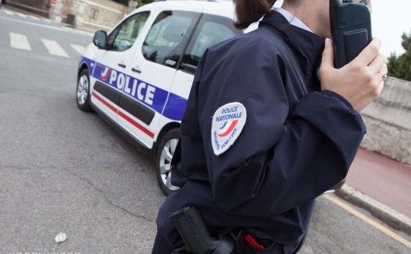 Yvelines : un adolescent arrêté au volant d'un véhicule volé lors d'un home-jacking à Juziers