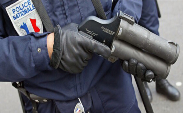 Yvelines : heurts dans un camp des gens du voyage, les policiers répliquent avec leurs armes