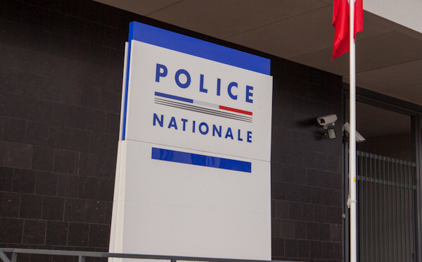 Conflans-Sainte-Honorine : poignardé devant chez lui par un voleur de téléphone portable