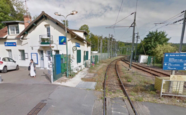 Un homme sur les voies : le train est bloqué en gare de Saint-Nom-la-Bretèche 