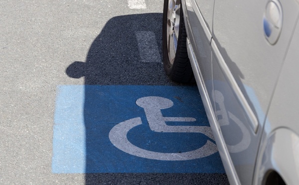 Dieppe : la conductrice stationnée sur une place handicapé était positive à la cocaïne