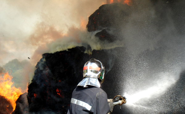 Bourg-Achard : le sous-sol d’un pavillon ravagé par un incendie, 25 pompiers mobilisés