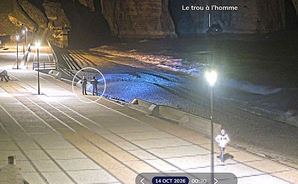 Étretat : sauvés de la marée grâce aux faisceaux lumineux repérés par les gendarmes