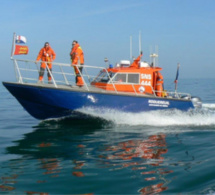 Un voilier de plaisance en difficulté au large de Saint-Vaast-la-Hougue secouru par les sauveteurs en mer