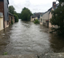 Inondations dans l'Eure : les villes de Bernay et Brionne gagnées par la crue 
