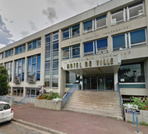 Elle prévient la police qu’une bombe va exploser devant la mairie de Sotteville-lès-Rouen 