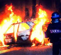 Une voiture volée incendiée aux Mureaux (Yvelines)