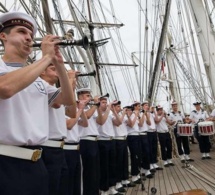 Armada de Rouen : Le Bagad de Lann-Bihoué ouvrira le défilé de la Marine nationale