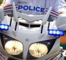 Évreux : le conducteur sans permis coupe la priorité aux  motards de la Police 