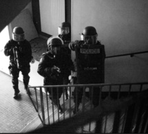 Il menaçait de tuer pompiers et policiers à la Kalachnikov, près de Rouen : le forcené se rend 