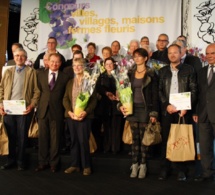 Seine-Maritime : Les lauréats du concours "Villes, villages, maisons et fermes fleuris" ont reçu leur prix