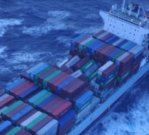 Un navire perd 75 conteneurs en mer : il consolidera sa cargaison au Havre le jour de Noël