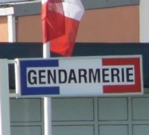 Il vient à la gendarmerie ivre au volant de sa voiture et alors que son permis est annulé
