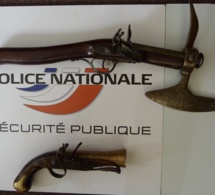 Rouen : interpellé en possession de deux armes anciennes dans sa voiture