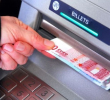 Vol par ruse près de Rouen : deux faux banquiers subtilisent la carte bancaire d'un retraité