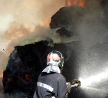 Près de 40 sapeurs-pompiers mobilisés pour combattre un incendie d’atelier à Déville-lès-Rouen 