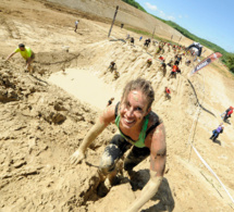 Yvelines : bain de boue pour les 25 000 coureurs du The Mud Day