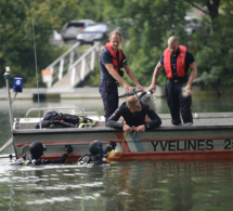 Yvelines : le bateau échoué à Triel-sur-Seine aurait servi à commettre un vol ...de bateau