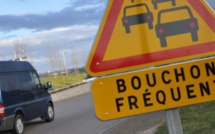 Véhicule en feu sur l'A 28 : trois kilomètres de bouchon vers Rouen