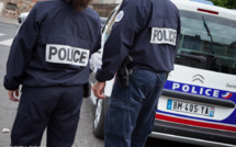 Yvelines : deux policiers mordus à sang par un homme en état d'ivresse 