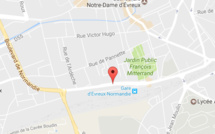 Evreux : ivre, il importune et menace avec un couteau un automobiliste